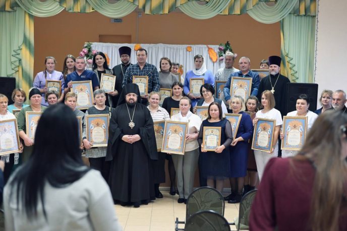 Епископ Несвижский Авксентий, викарий Патриаршего экзарха всея Беларуси посетил ГУ «Клецкий социальный пансионат «Озёрный уголок»